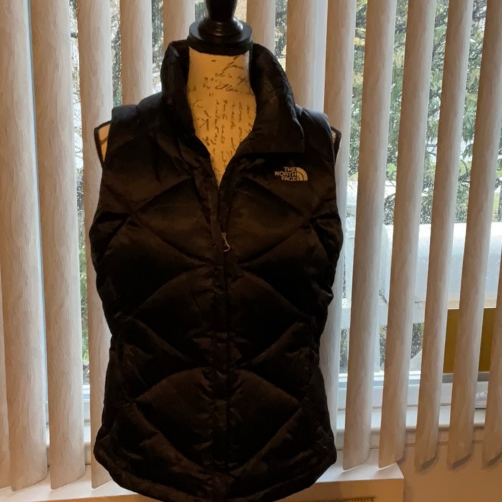 The North Face Women's Black Puffer Vest